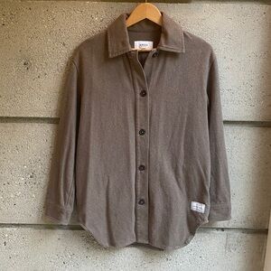 Anian MFG Button Down